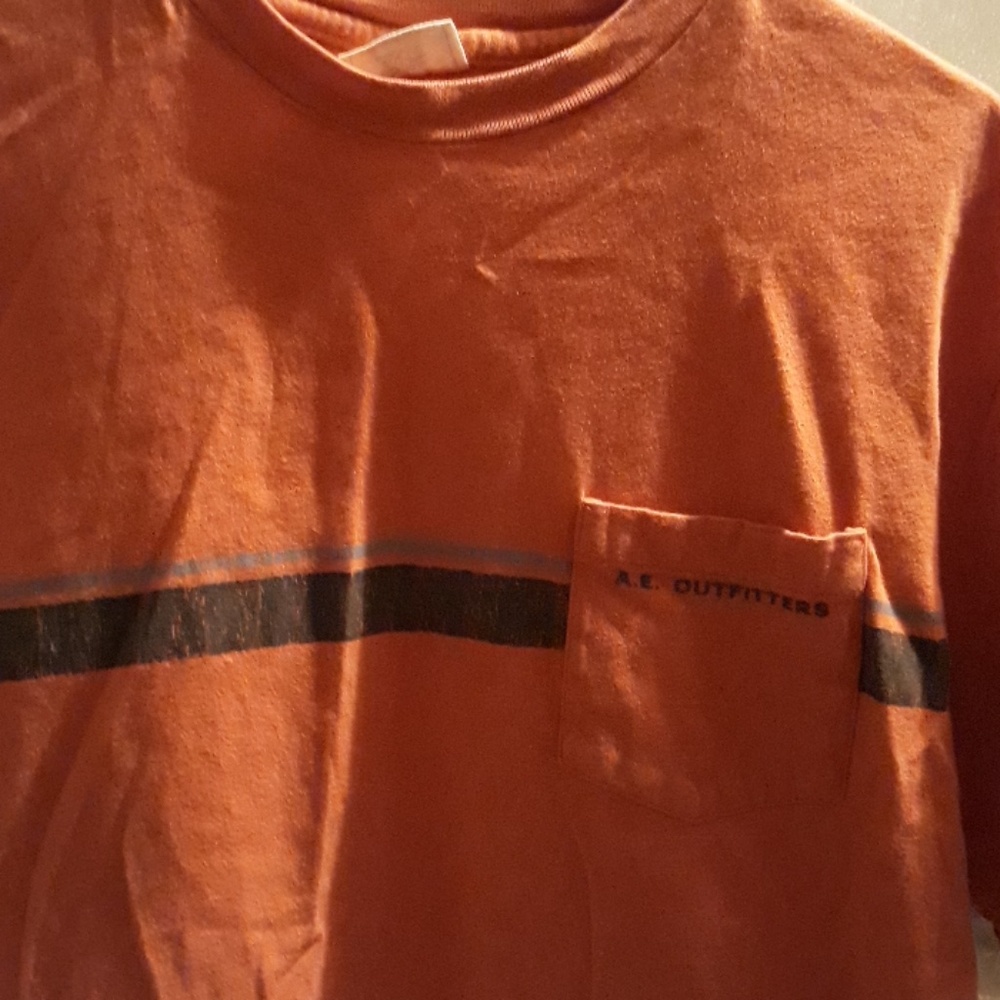 American Eagle tee